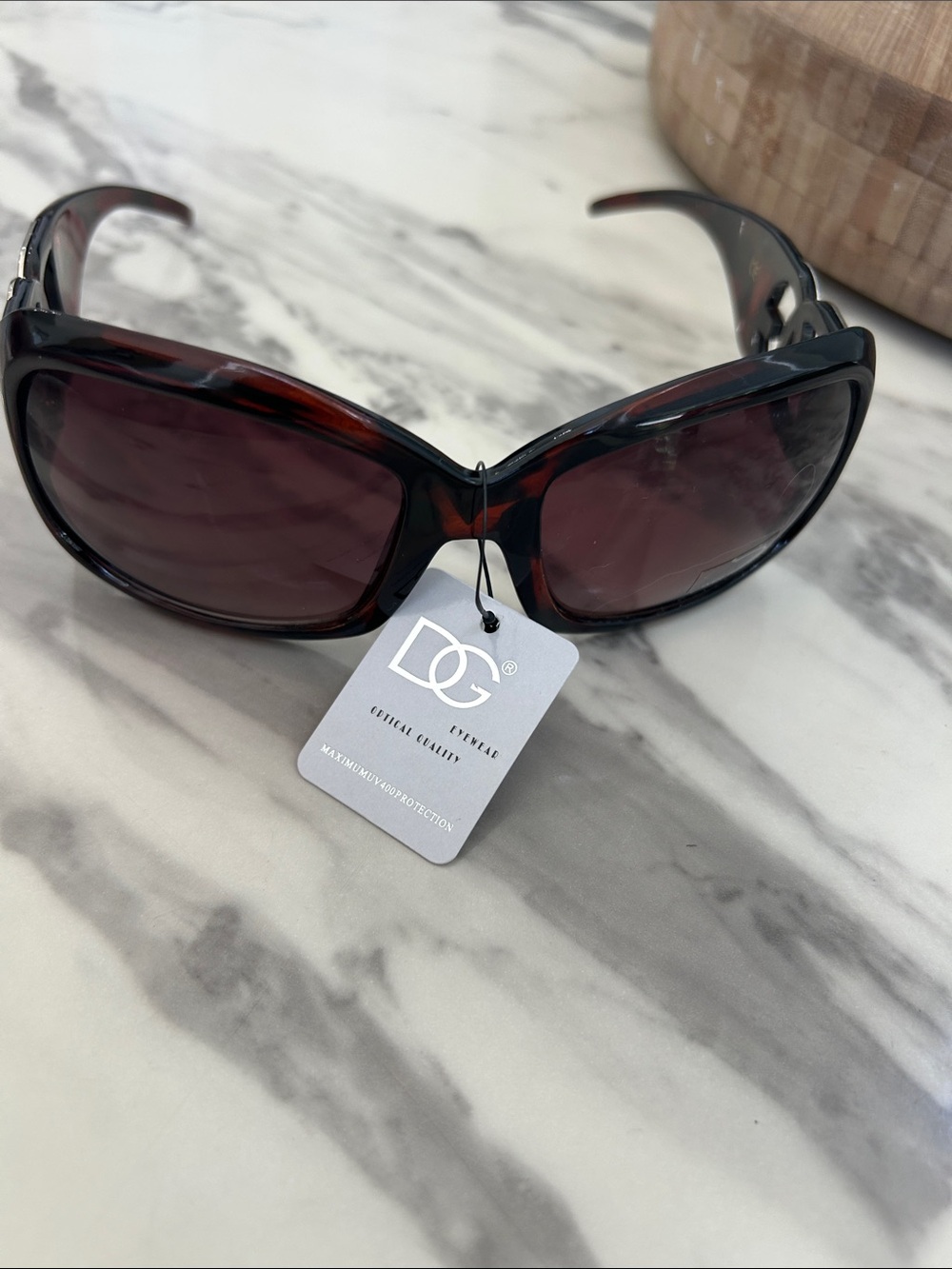 D and G style sunglasses